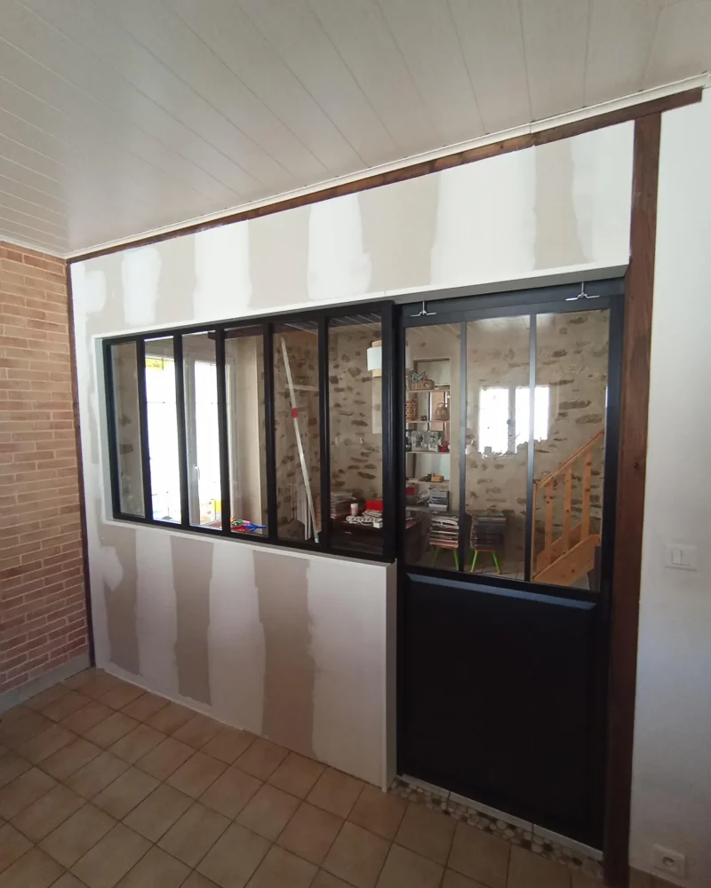 Réalisation d'un agencement par COQUELLE ROMAIN à Nesmy